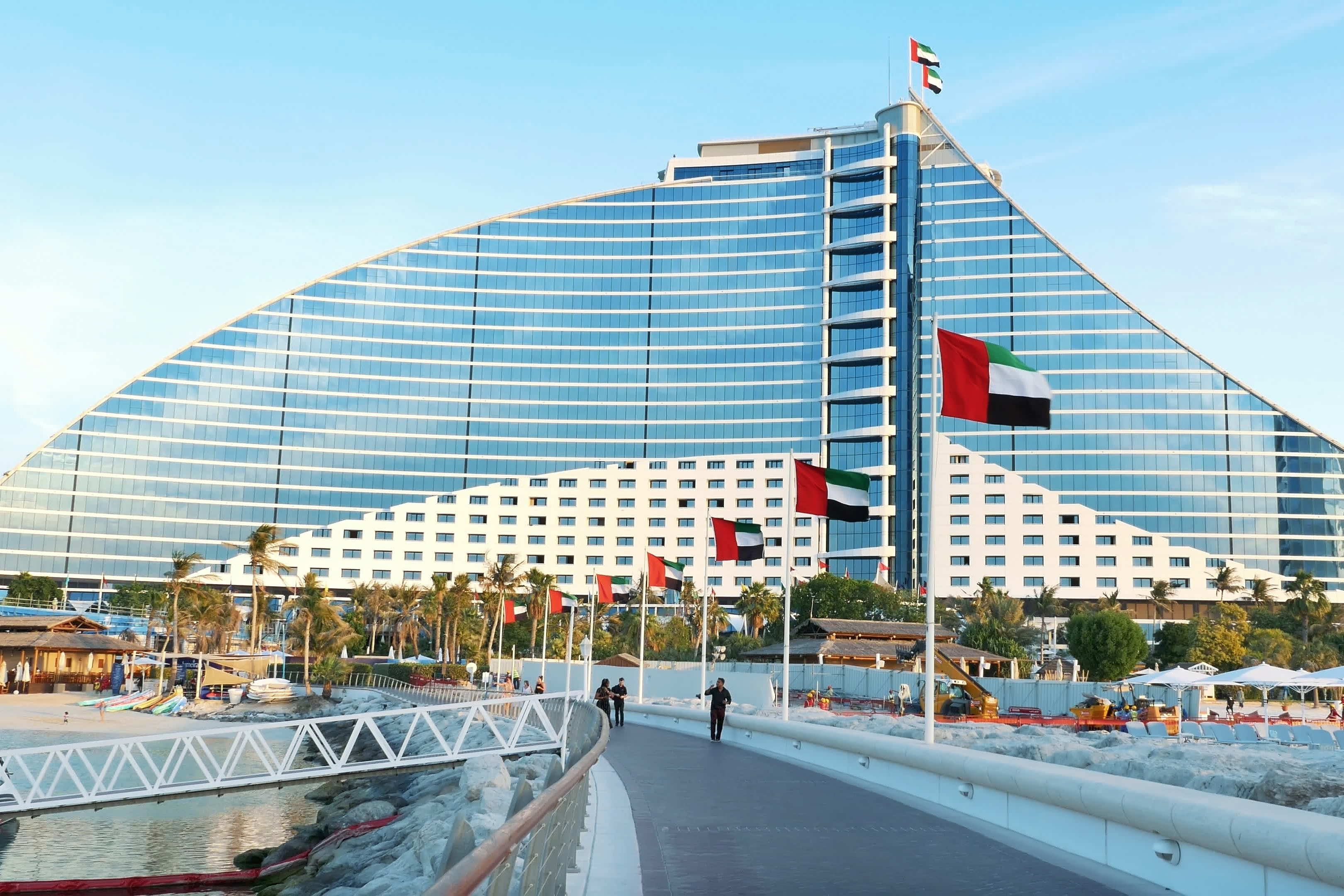 UAE offers new visa options to stay competitive